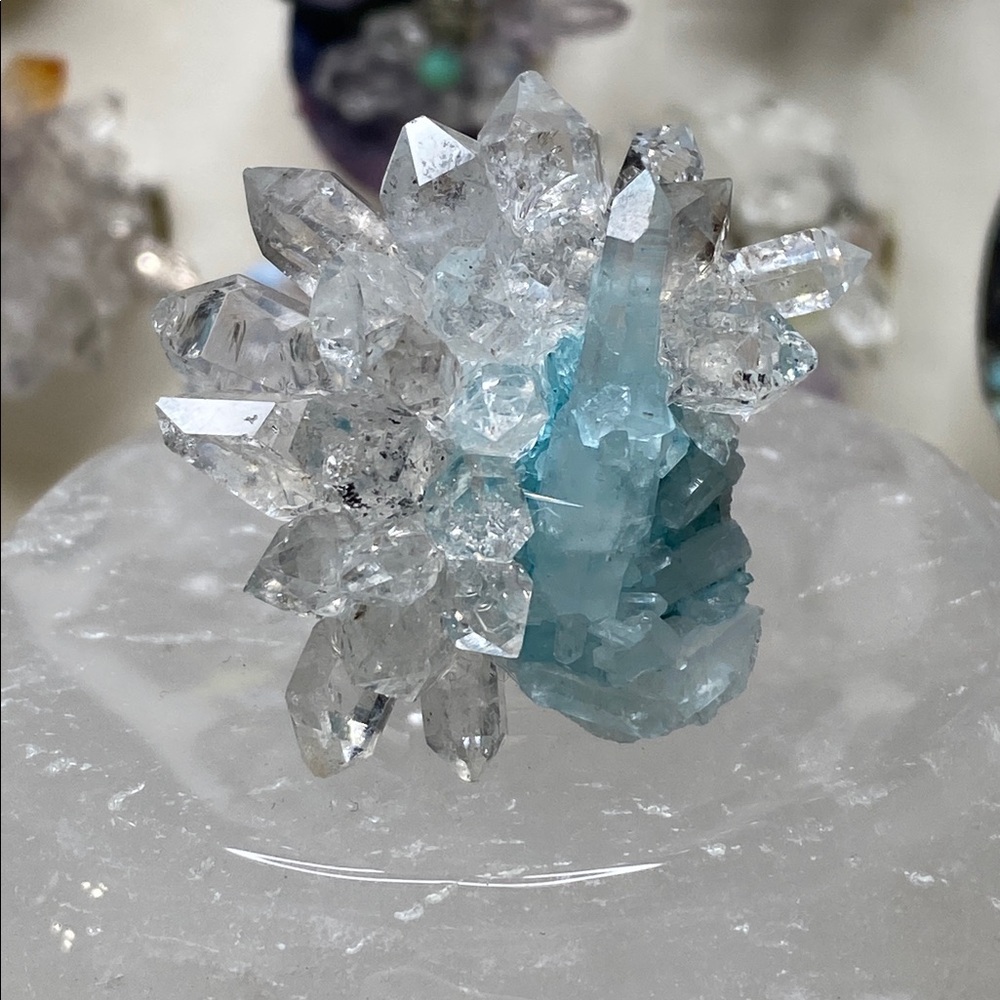 Light Blue Crystal Cluster Statement Ring - Women… - image 7